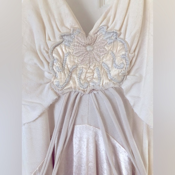 Ship to Shore Wedding Gown, Handmade, One of a Kind! - Picture 9 of 9